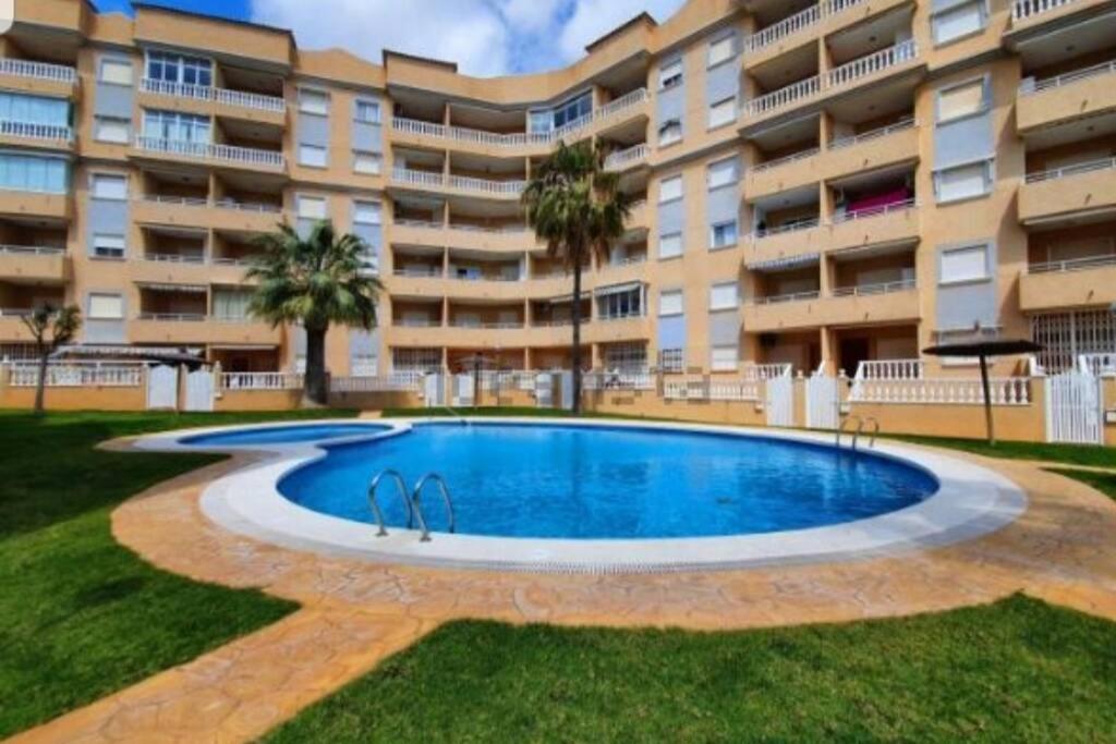 Apartamento Muy Cerca Del Mar. アレナレス・デル・ソル エクステリア 写真