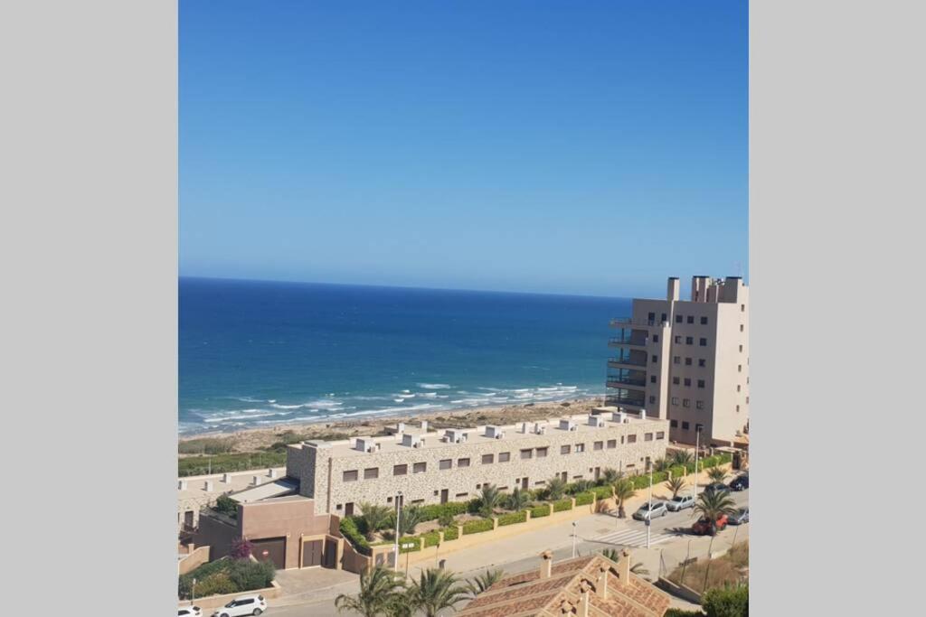 Apartamento Muy Cerca Del Mar. アレナレス・デル・ソル エクステリア 写真